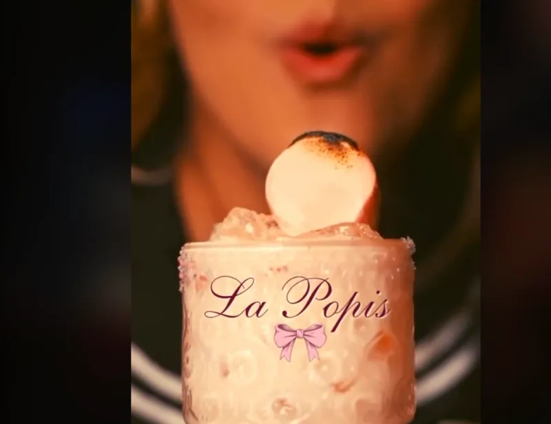 La Popis: The Cocktail That's Sassier Than Doña Florinda's Pearls!